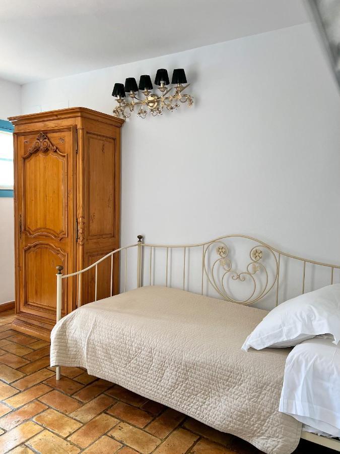 Hostal Servilia Carmona  Exteriér fotografie