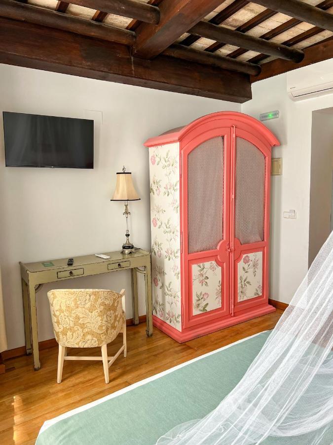 Hostal Servilia Carmona  Exteriér fotografie
