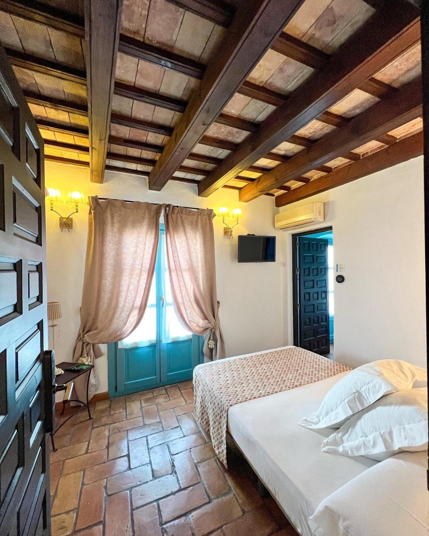 Hostal Servilia Carmona  Exteriér fotografie