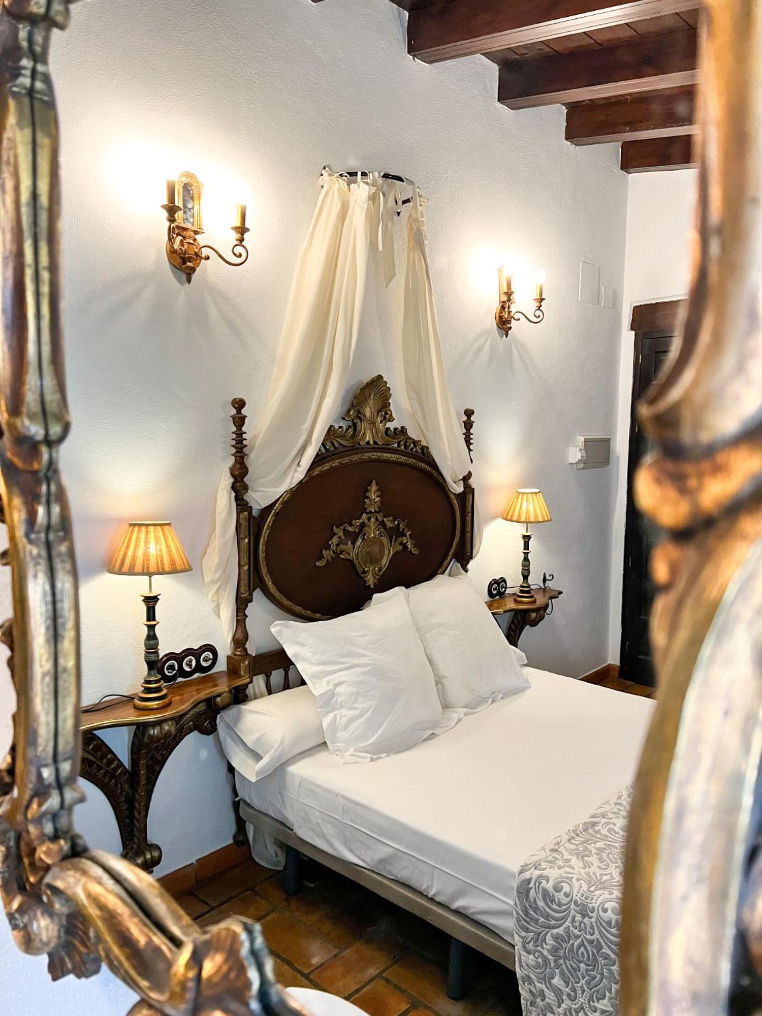 Hostal Servilia Carmona  Exteriér fotografie