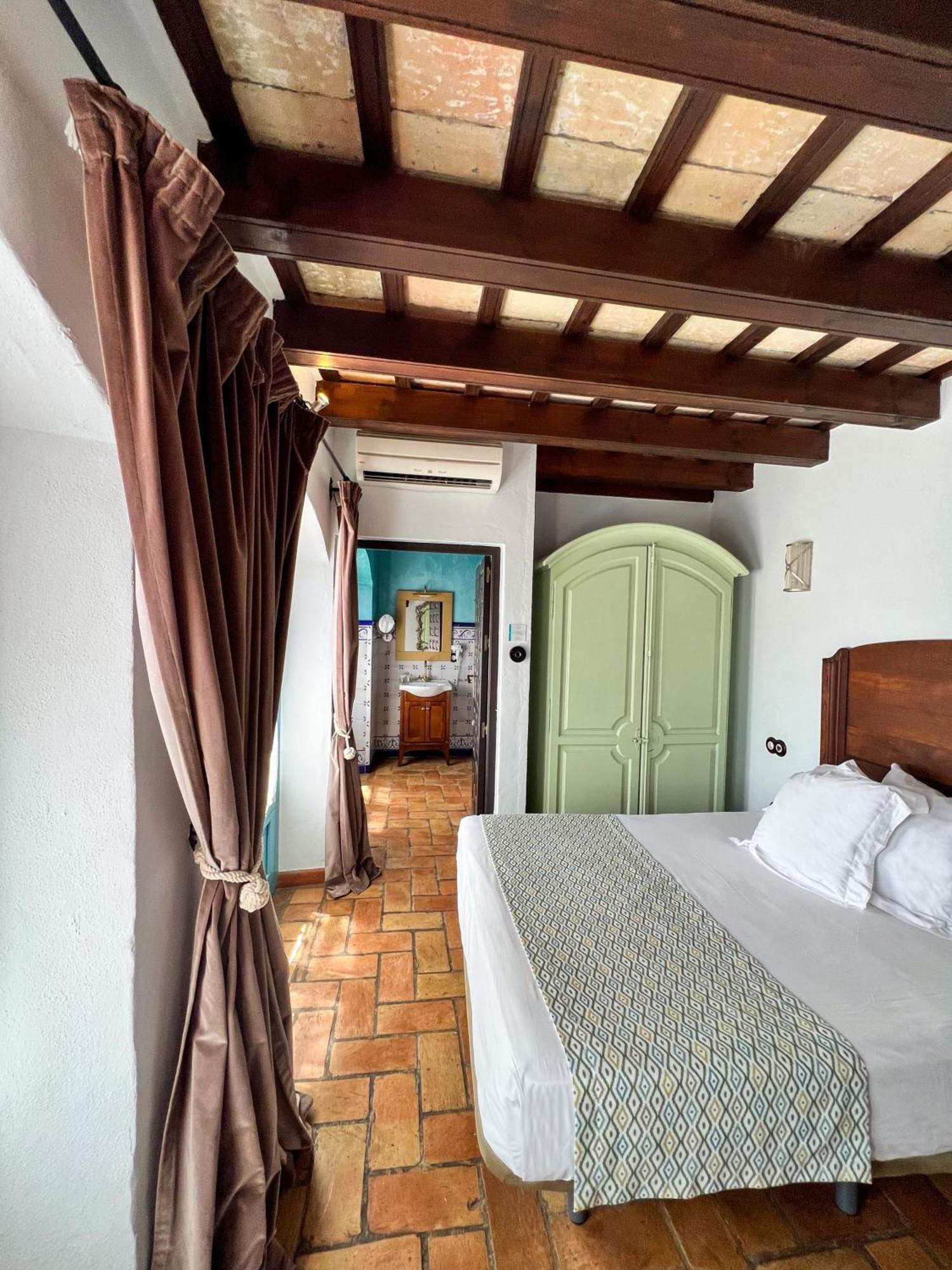 Hostal Servilia Carmona  Exteriér fotografie