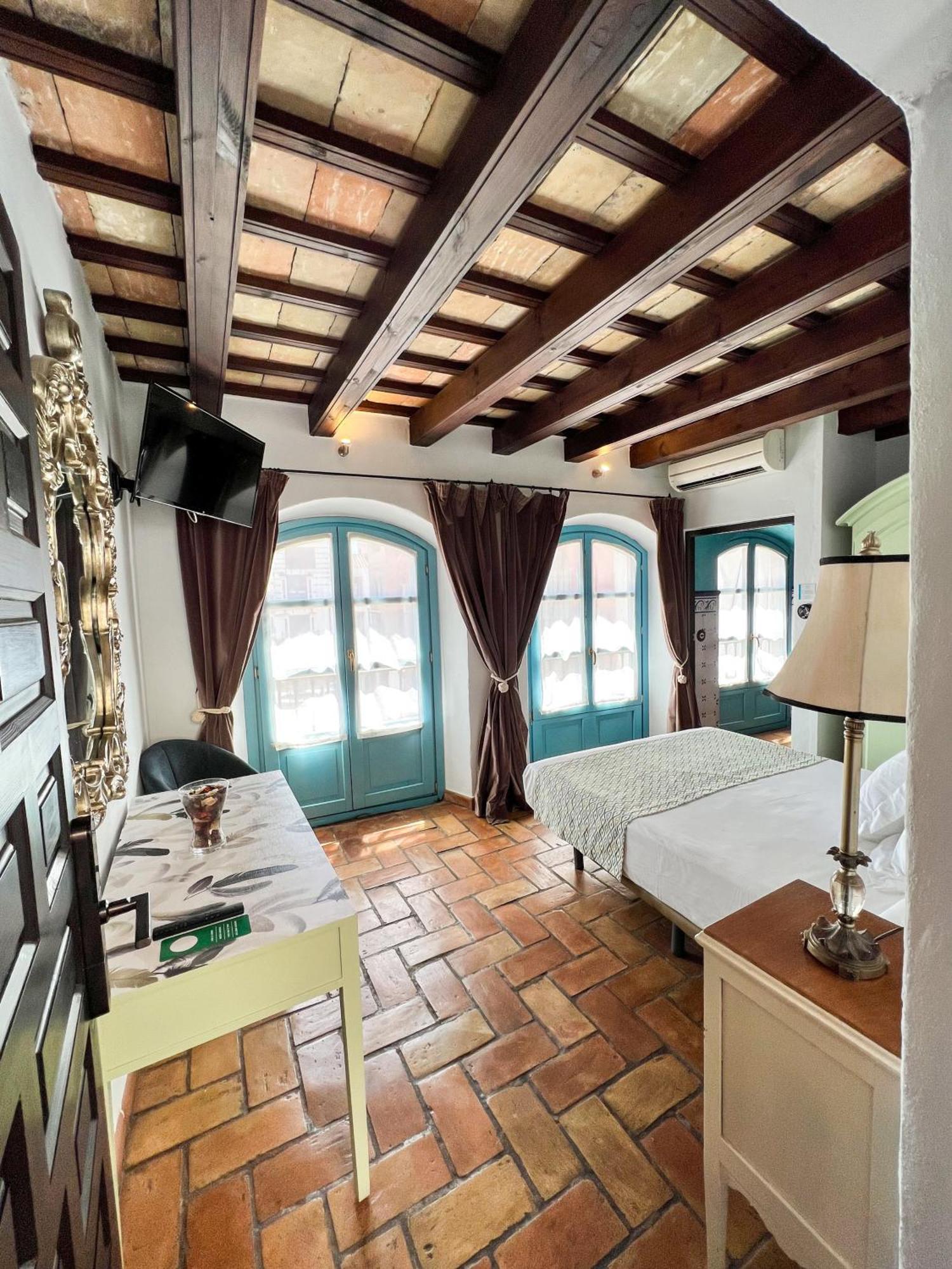 Hostal Servilia Carmona  Exteriér fotografie