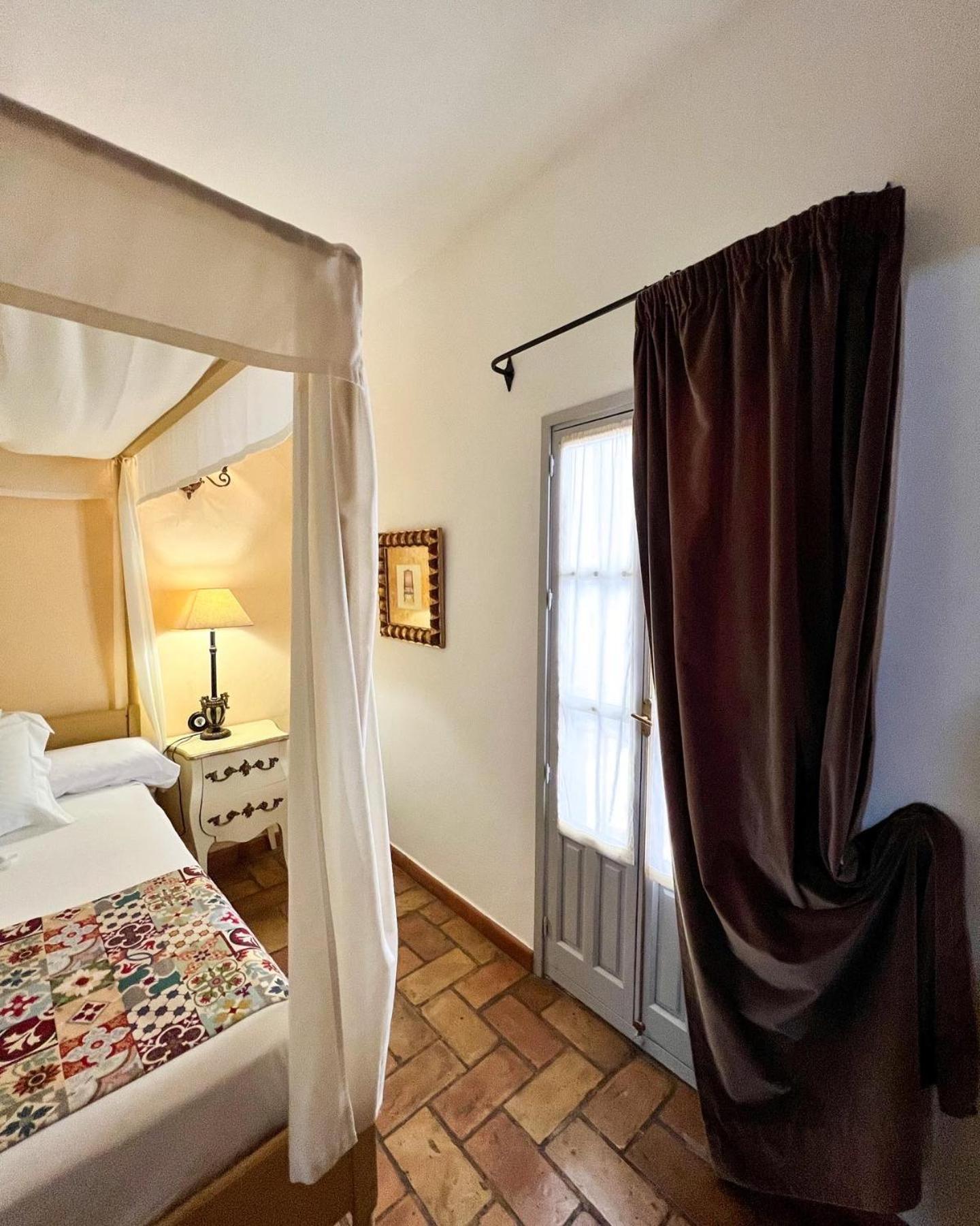 Hostal Servilia Carmona  Exteriér fotografie